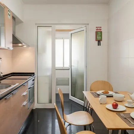 Garajau Iii By An Island Caniço