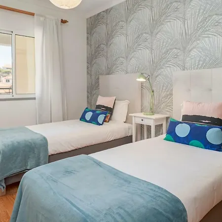 Garajau Iii By An Island Daire